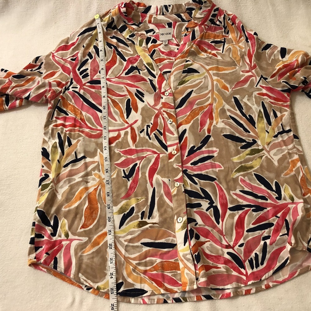 NIC+ZOE Shirt Womens Medium Multicolor Floral V Neck Button Long Sleeve Top - Picture 8 of 9